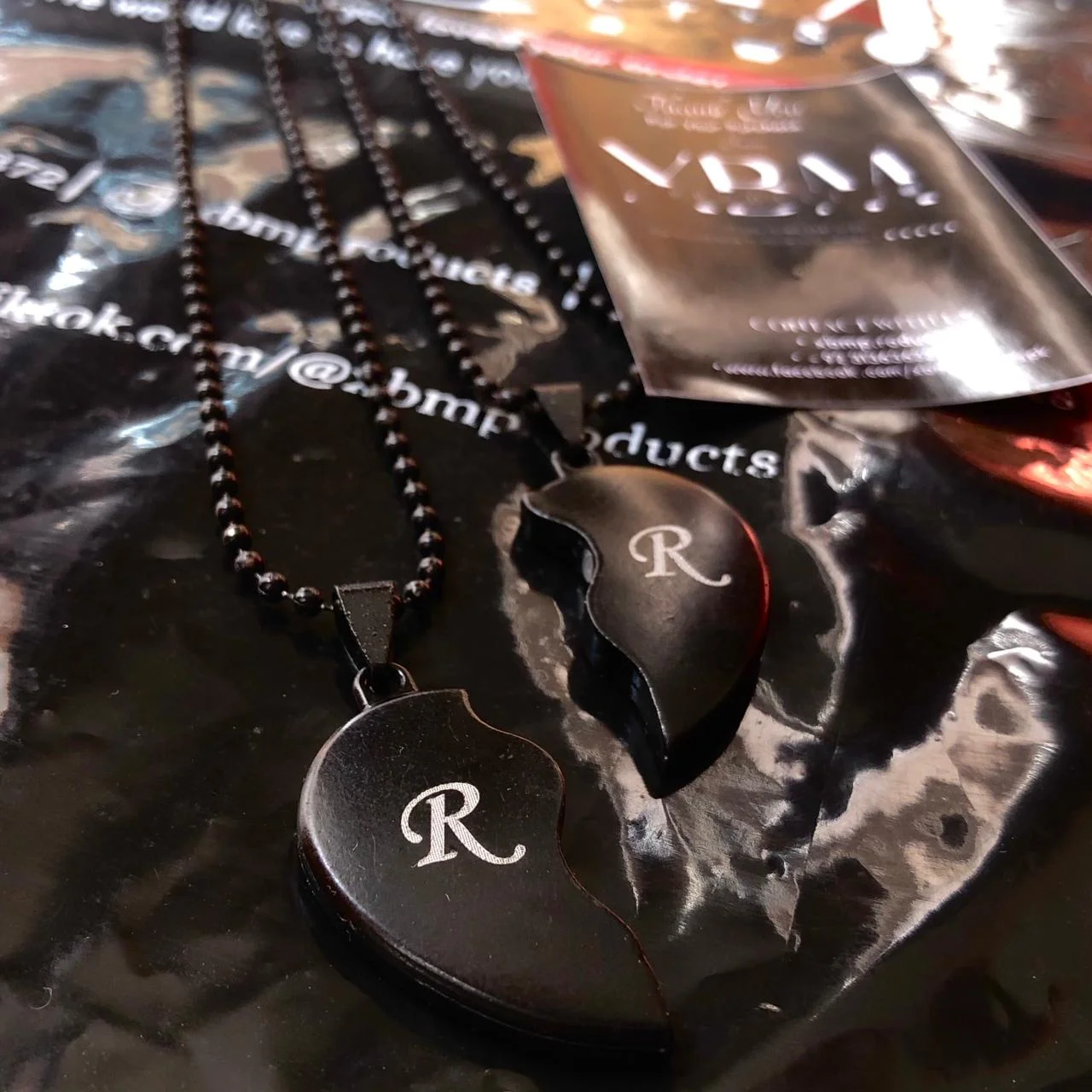 Engraved Heart Split Locket - Image 2