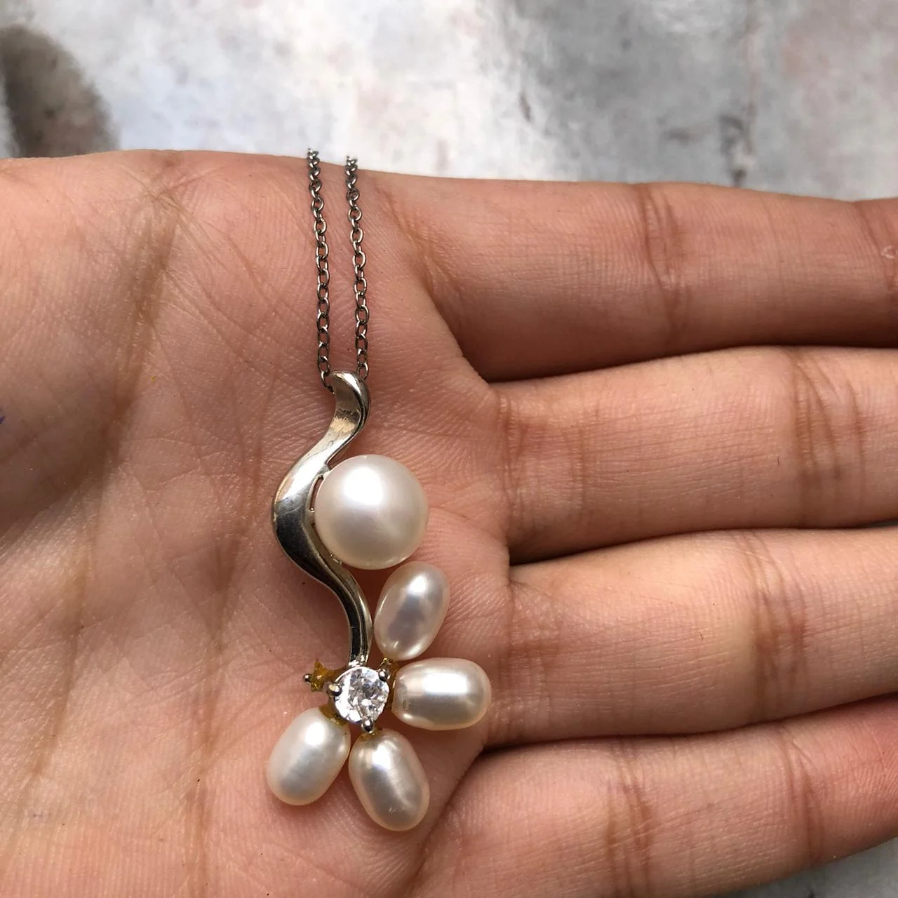 Freshwater Pearls Pendant - Image 2